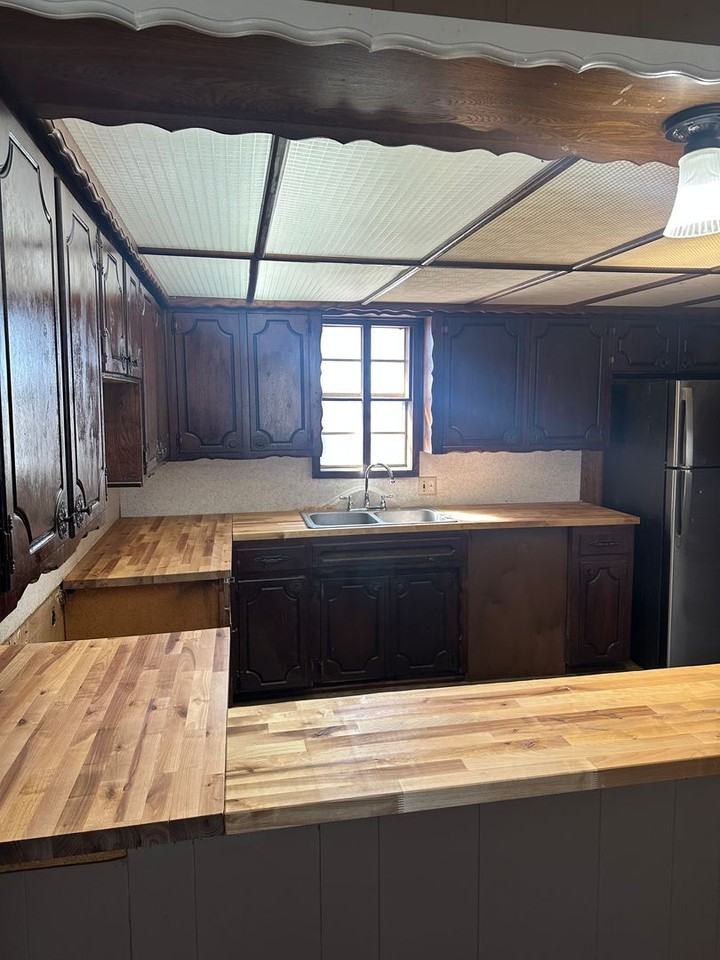 904 Se 34th St - Photo 4 of 10