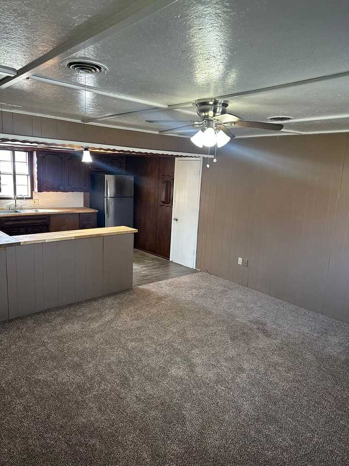 904 Se 34th St - Photo 5 of 10