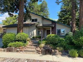 featured image of 894 Saint John Cir