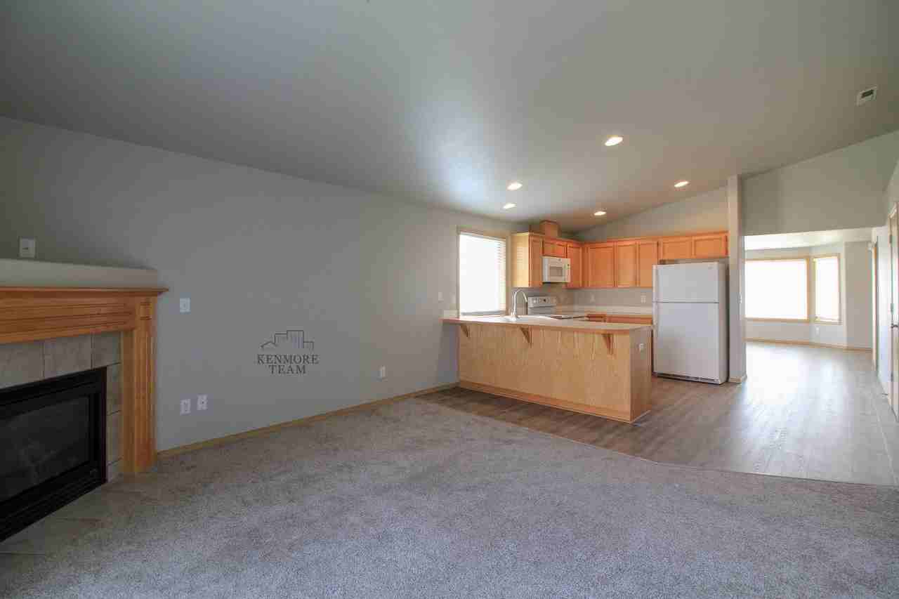 4209 Finnhorse Ln - Photo 2 of 11