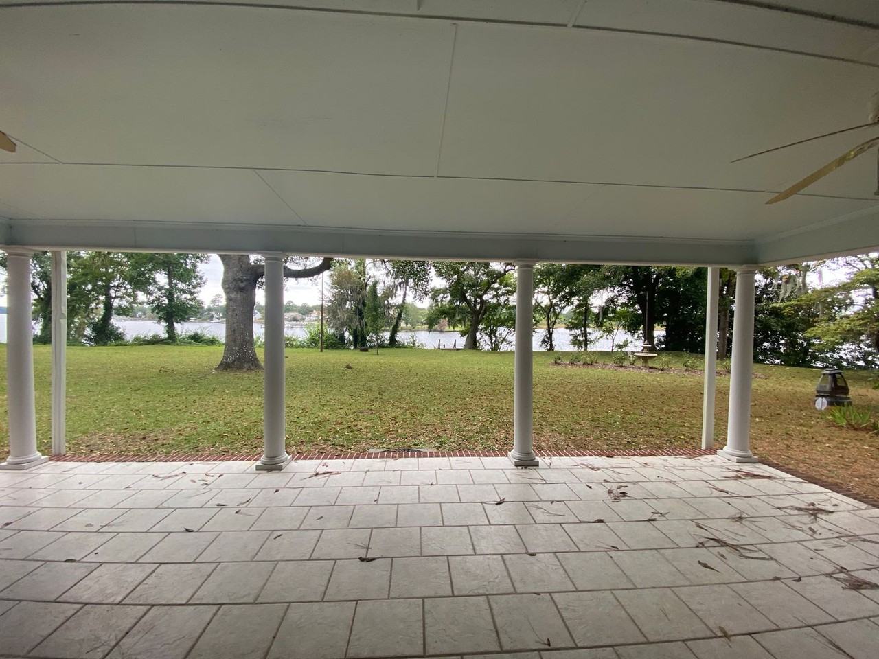 804 Madam Moores Ln - Photo 6 of 47