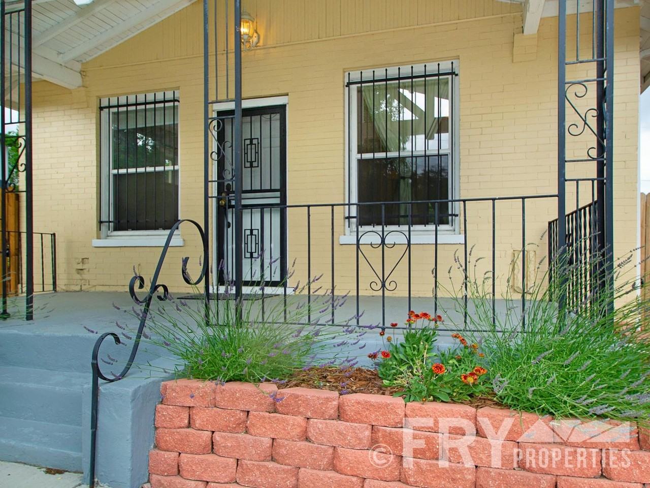 5255 Lowell Blvd - Photo 4 of 33