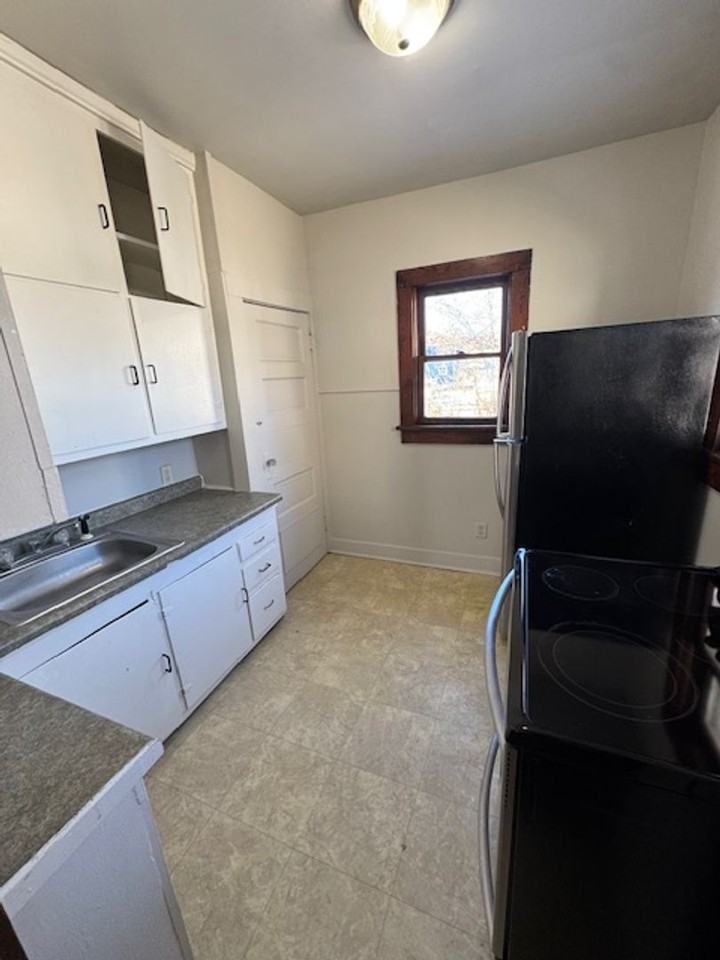 3006 Reed St - Photo 3 of 7