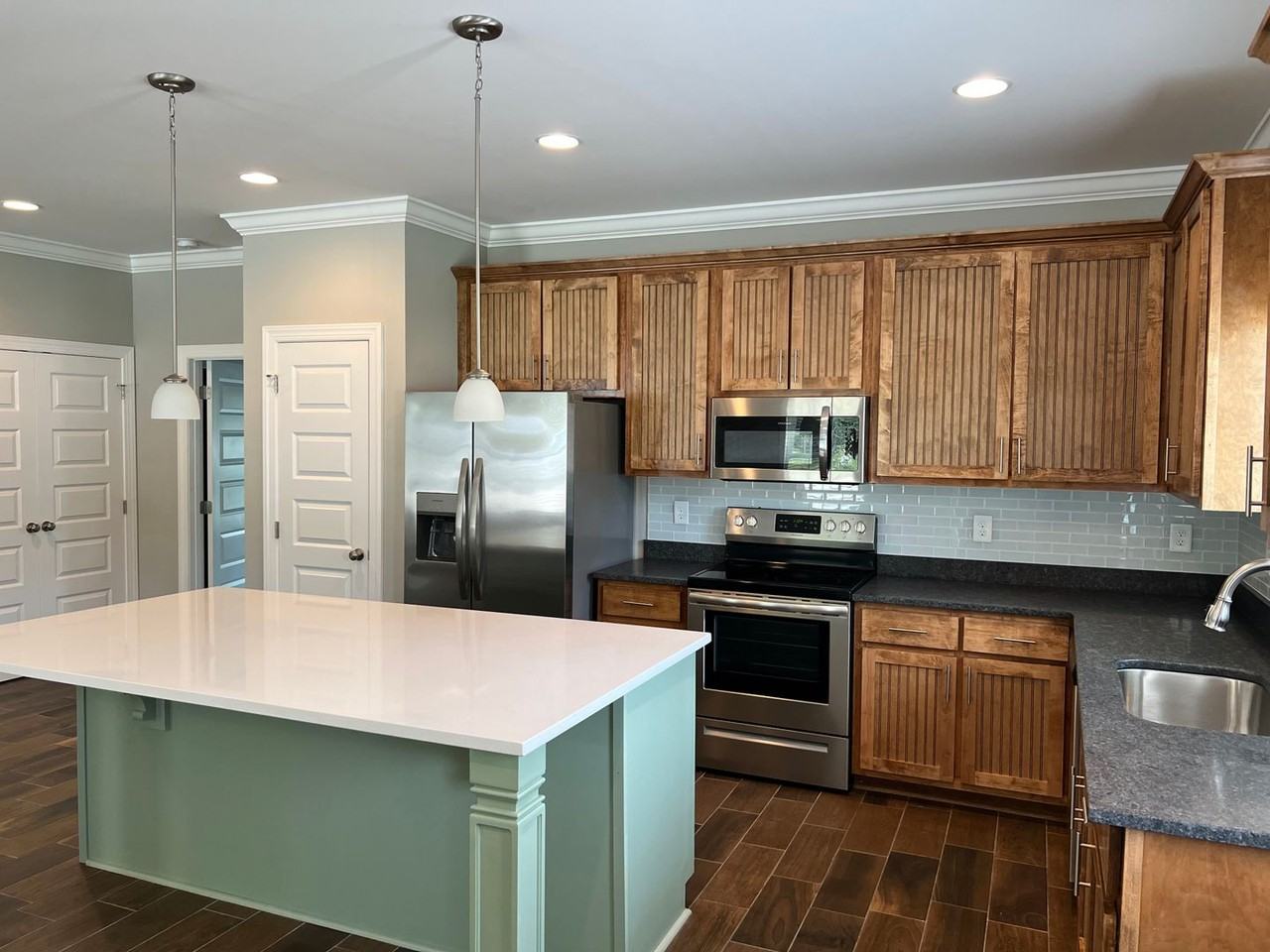 2107 Downs Way - Photo 4 of 13