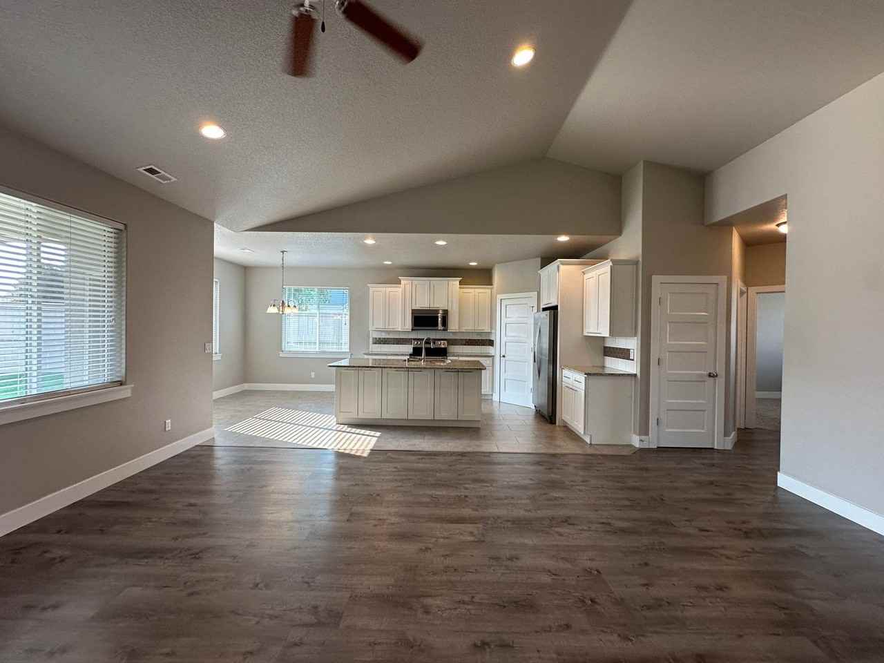 906 N Oklahoma Pl - Photo 3 of 30