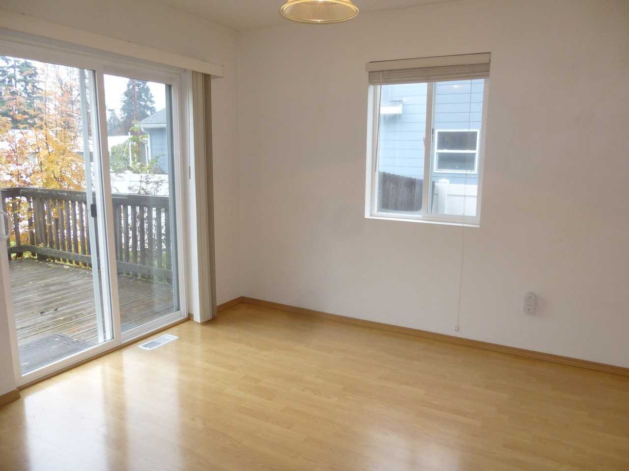 11 Mill Ave - Photo 5 of 19