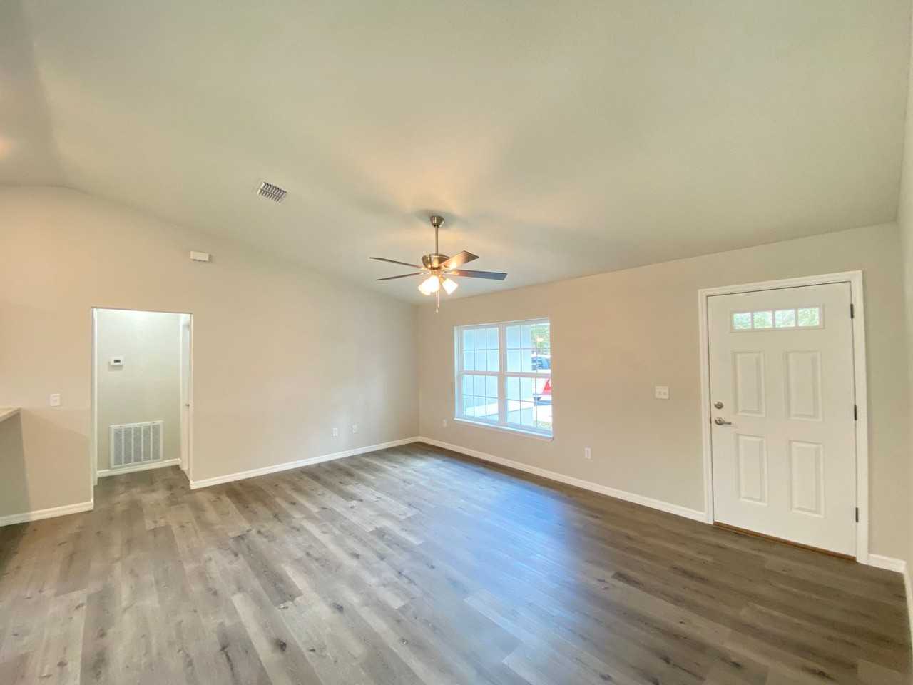 13 Redwood Trace Ln - Photo 6 of 29