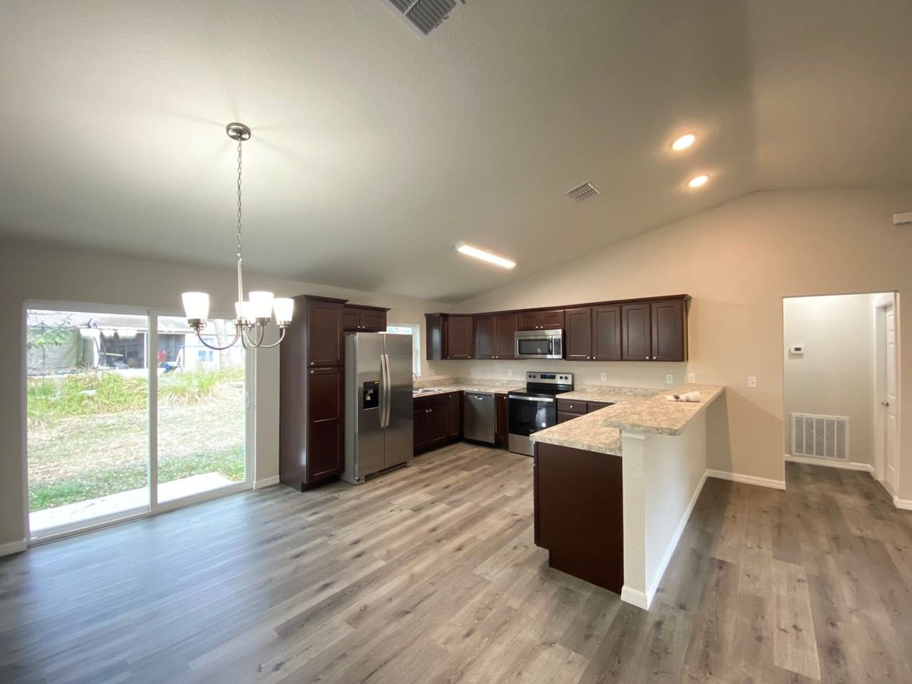 13 Redwood Trace Ln - Photo 7 of 29