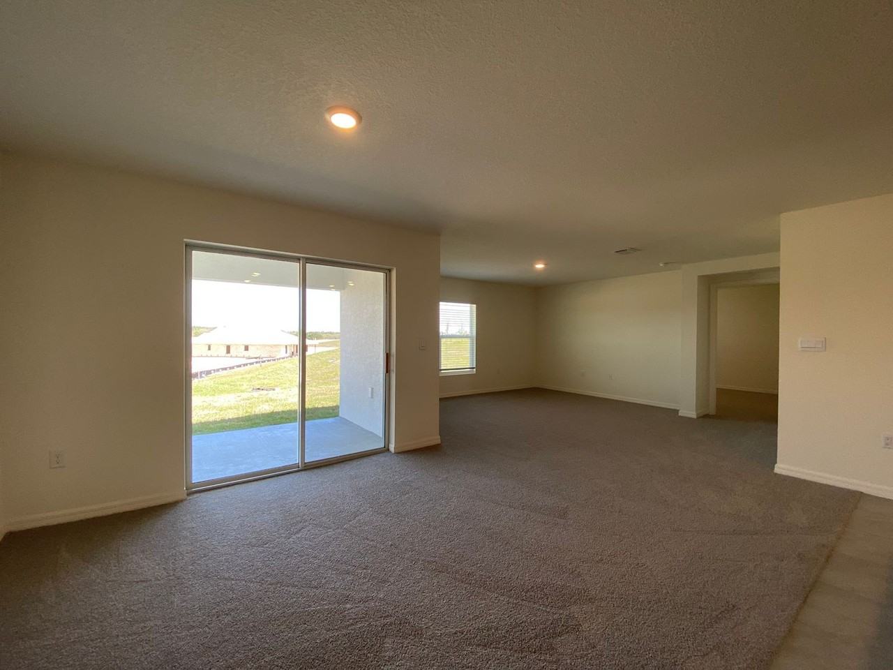 661 W Twisted Oaks Dr - Photo 4 of 46