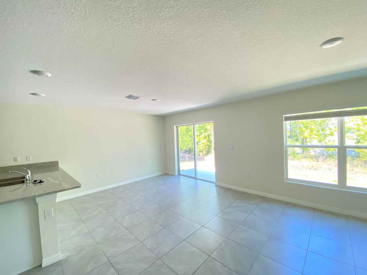 492 Hickory Course Loop - Photo 7 of 32