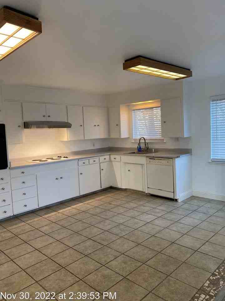 9302 Grant Line Rd - Photo 7 of 23