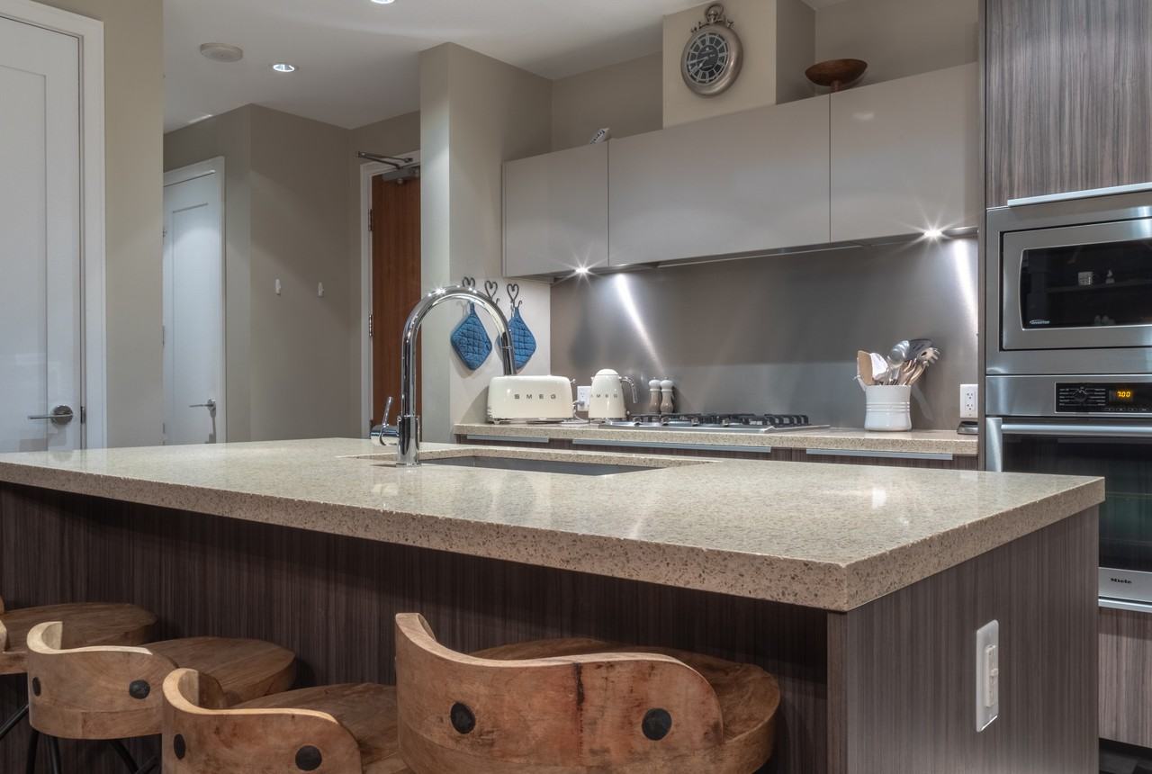 1625 Manitoba St #703 - Photo 7 of 19