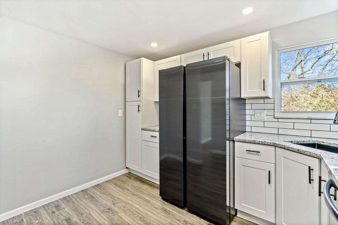 217 Key Dr - Photo 6 of 16