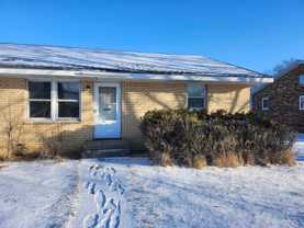 3204 Runway Ave - Photo 1 of 1