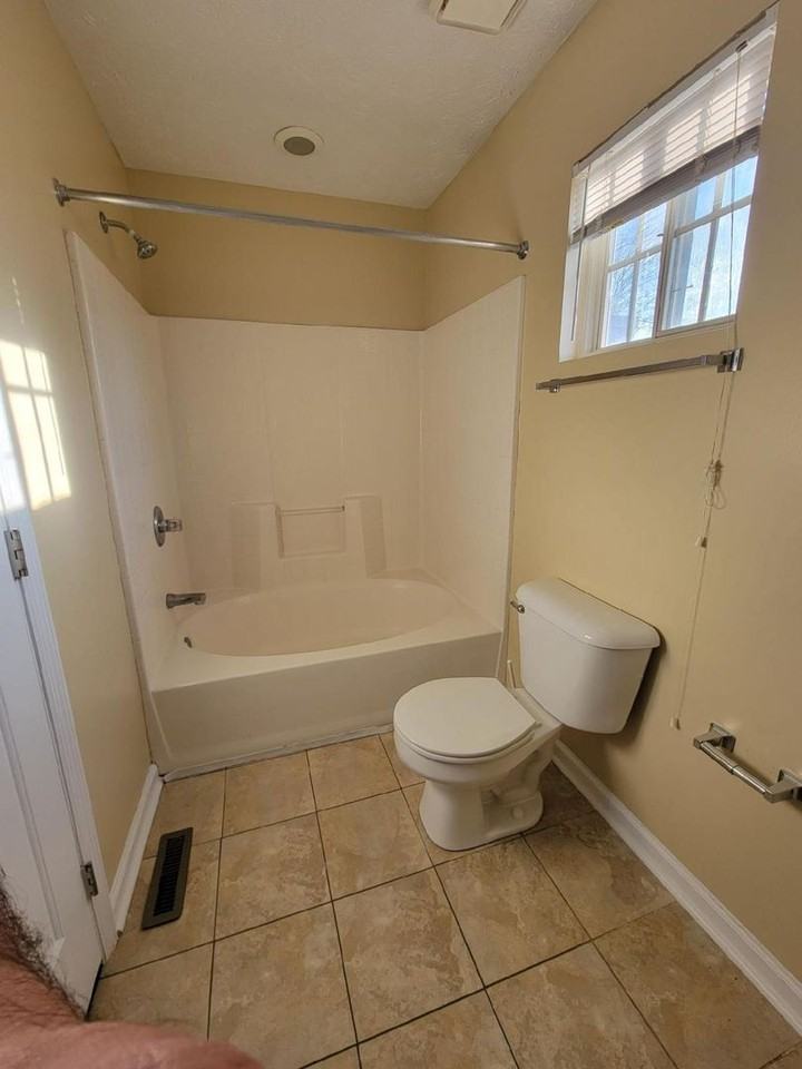 648 Hugging Bear Dr - Photo 5 of 16