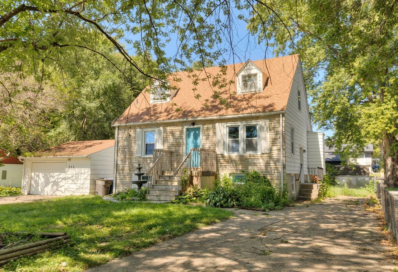 713 Maxwelton Dr - Photo 2 of 19