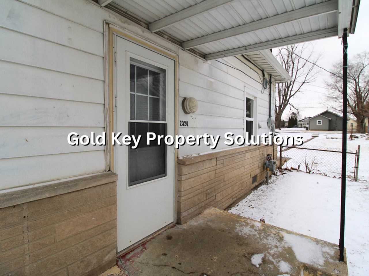 2324 Chase St - Photo 4 of 16