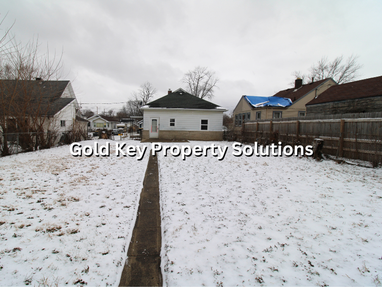 2324 Chase St - Photo 5 of 16