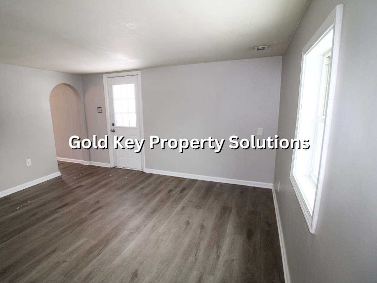 2324 Chase St - Photo 7 of 16