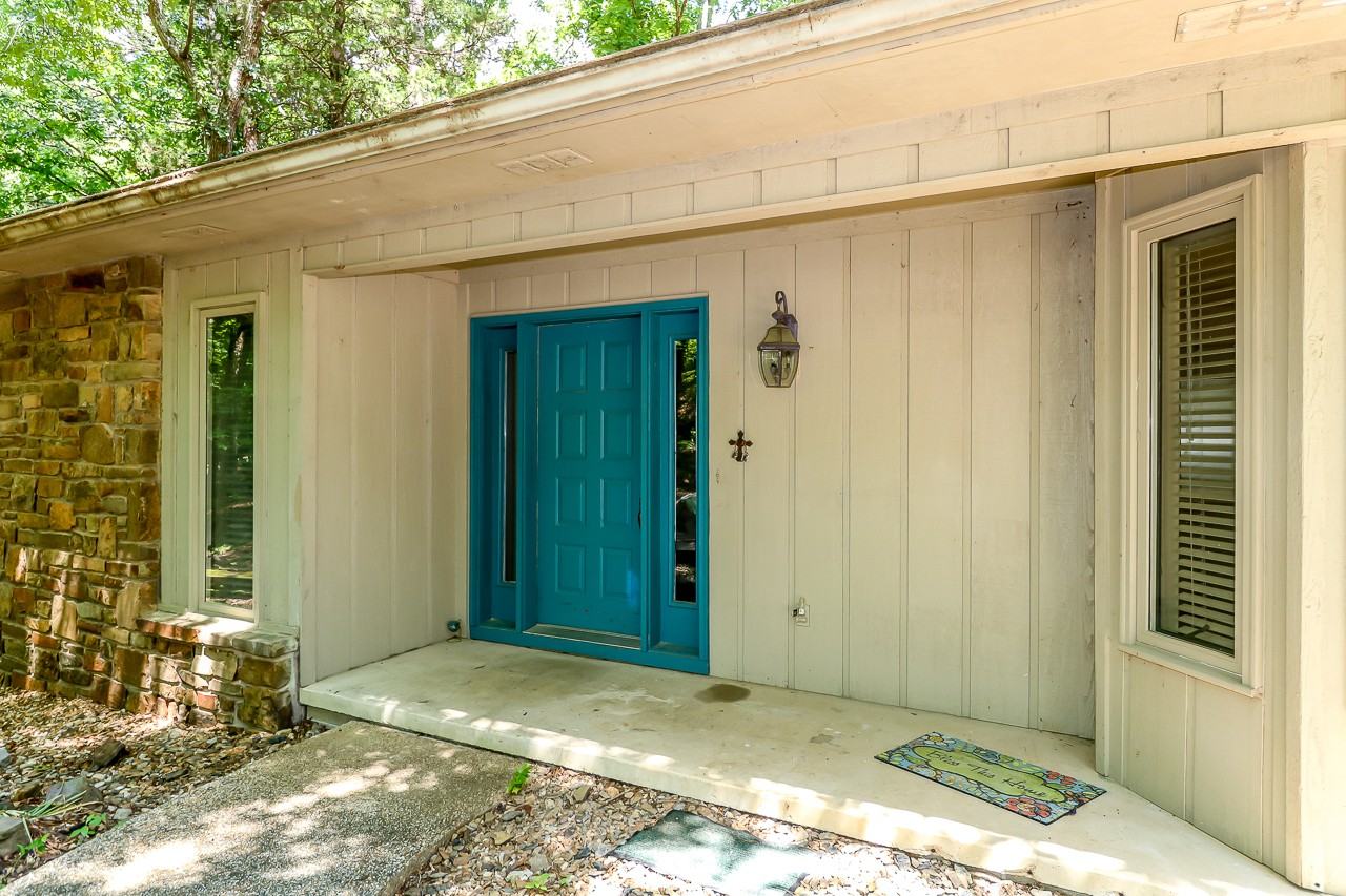 6 Castellon Dr - Photo 3 of 44