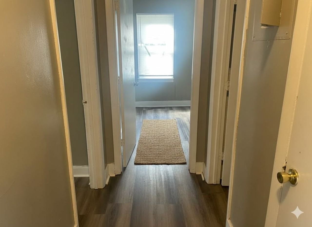 329 Richmond Dr - Photo 4 of 11