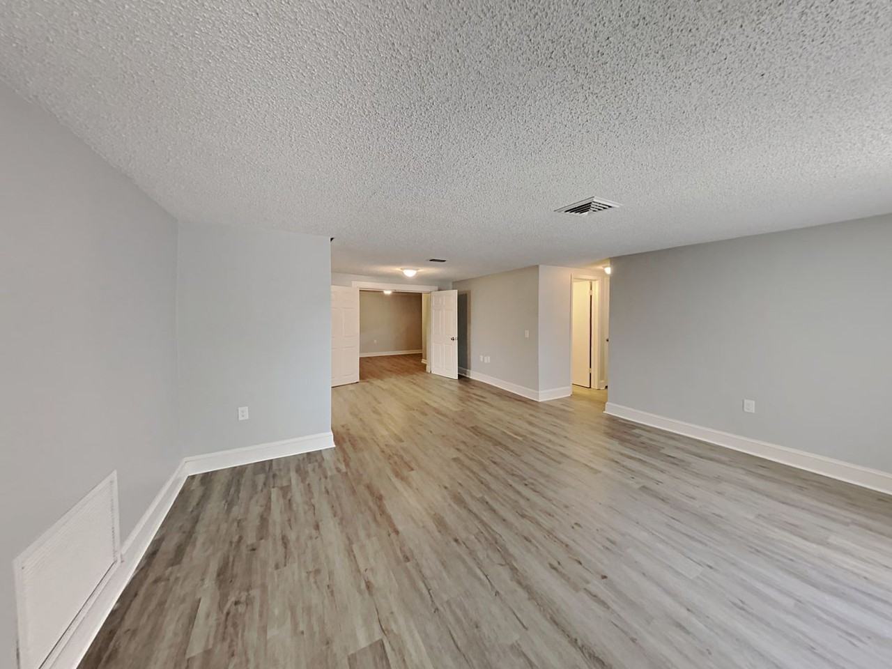 6831 Tierra Linda St - Photo 5 of 18