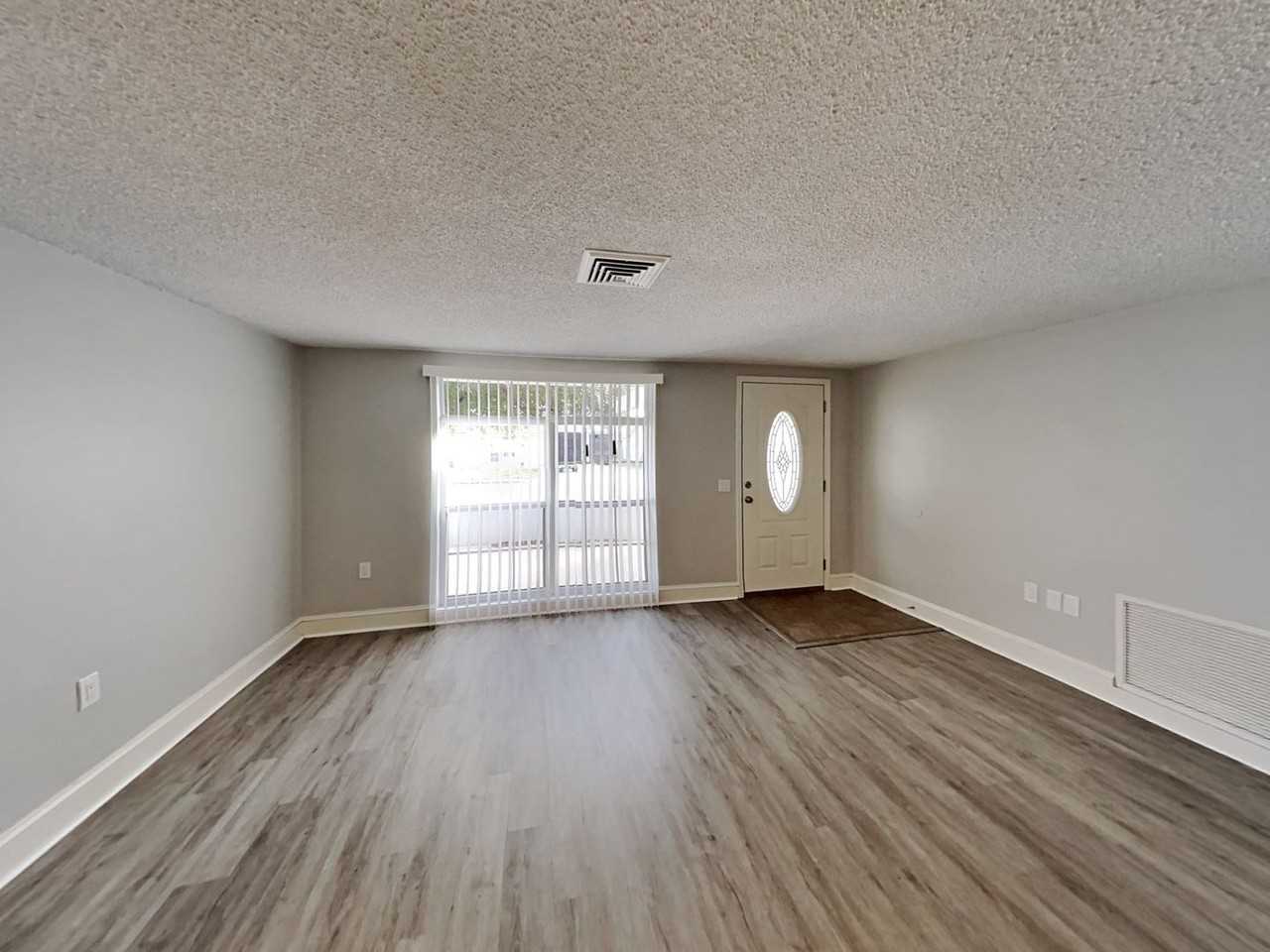 6831 Tierra Linda St - Photo 6 of 18