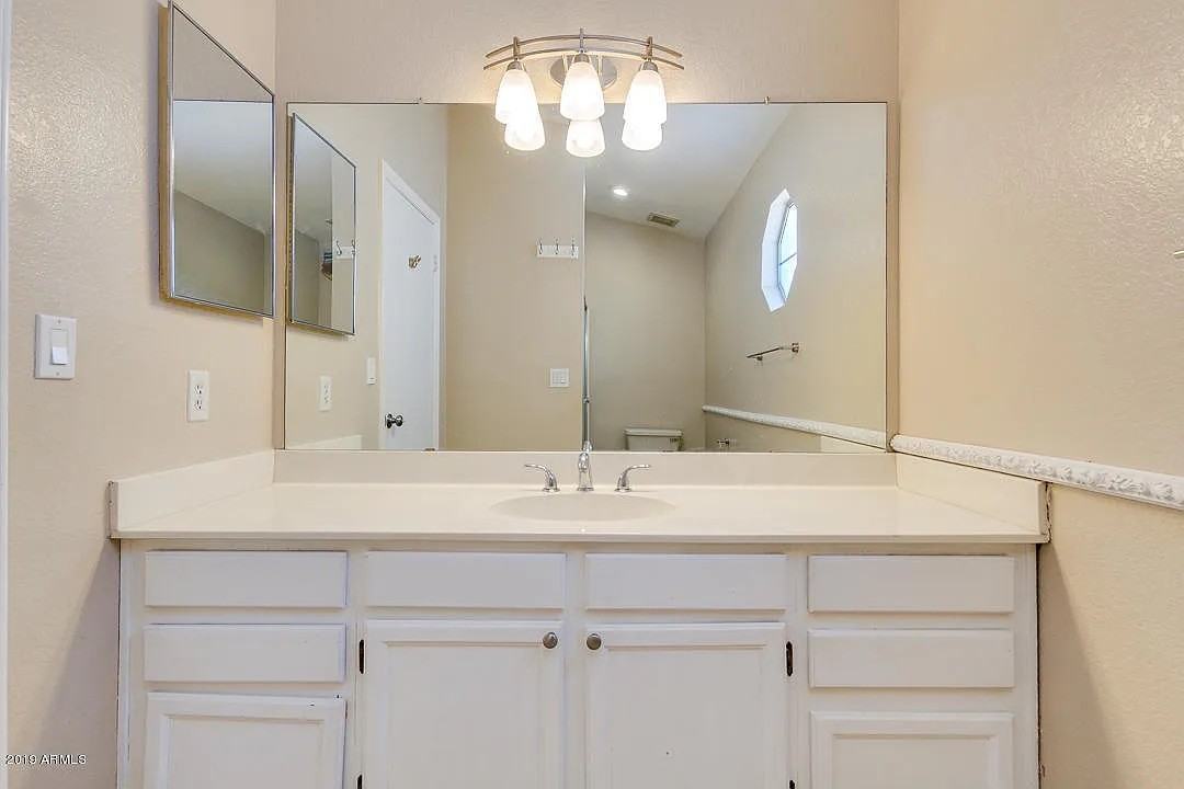 15002 N 62nd Dr - Photo 5 of 19