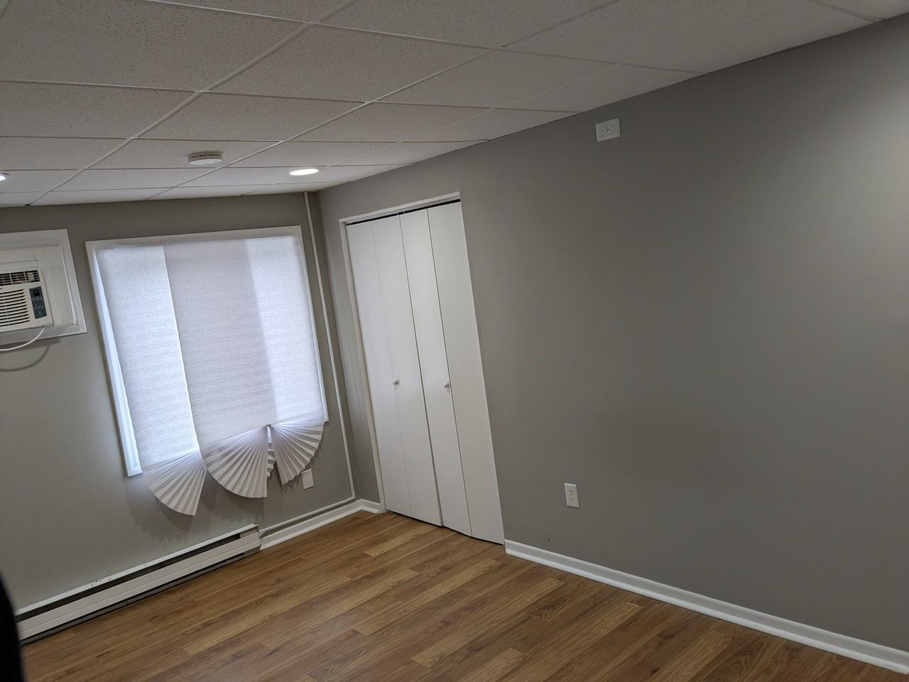 1033 Valley Dr #3 - Photo 4 of 6