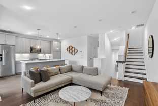 399 Pratt Dr Se Unit 902 #902 - Photo 1 of 1