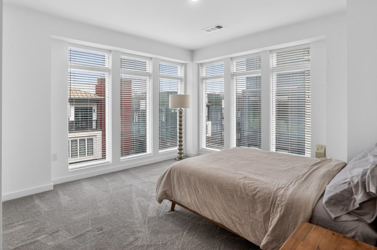 399 Pratt Dr Se Unit 902 #902 - Photo 6 of 17