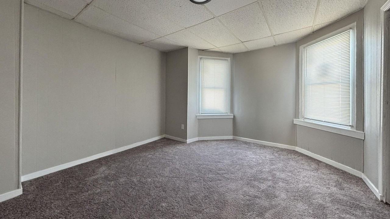 2644 S Felton St - Photo 7 of 15