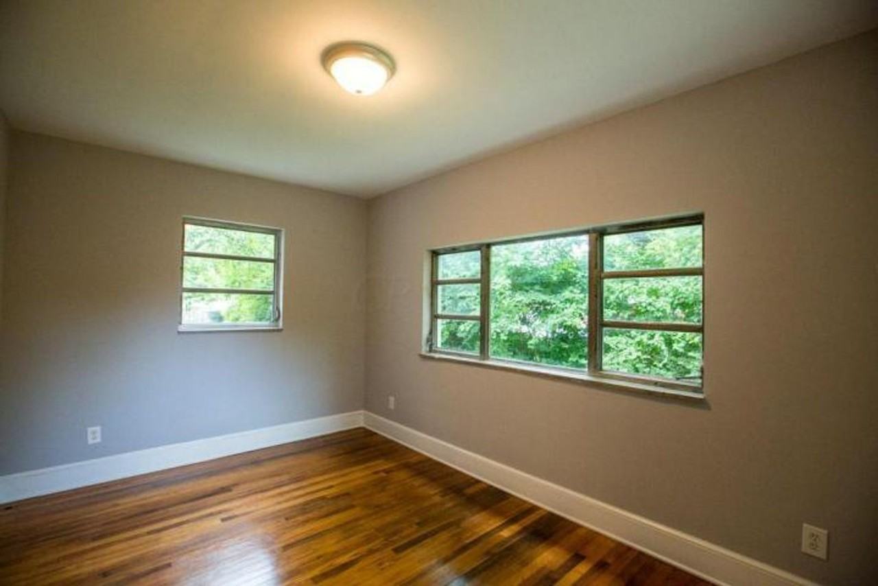 109 E 4th Ave - Photo 3 of 22