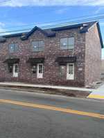 featured image of 201 E 17th St