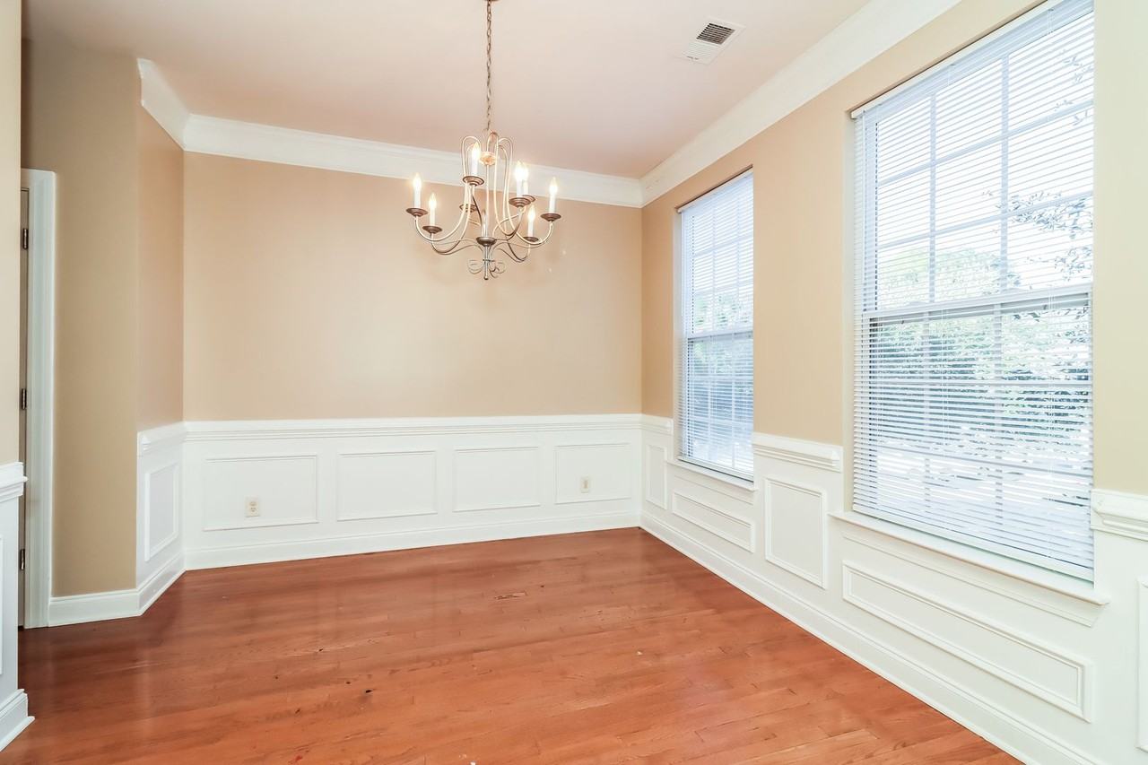 9034 Parlor Dr - Photo 6 of 20