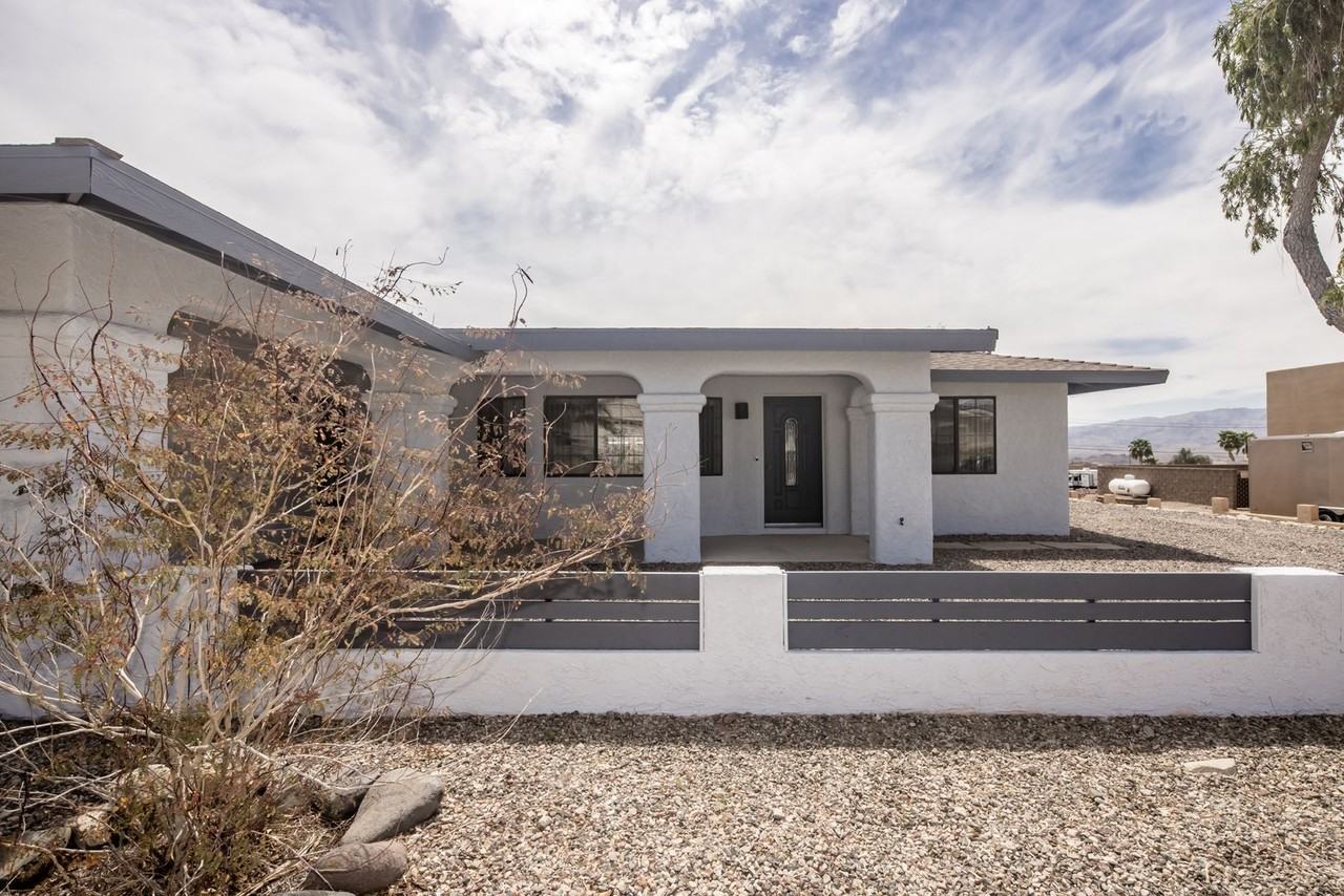 3062 Shoshone Dr - Photo 6 of 47