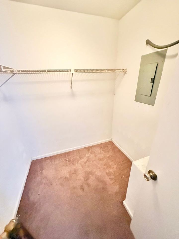 3511 Sewells Point Rd - Photo 3 of 22