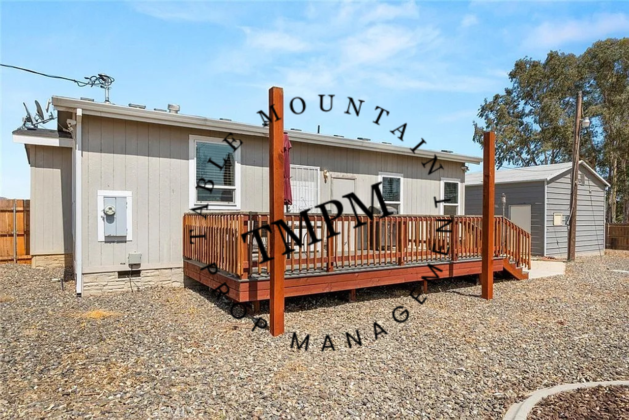 2151 Grand Ave - Photo 2 of 19