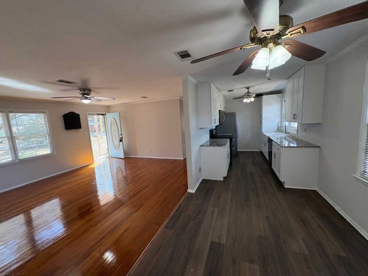 118 Czar Ln - Photo 3 of 15