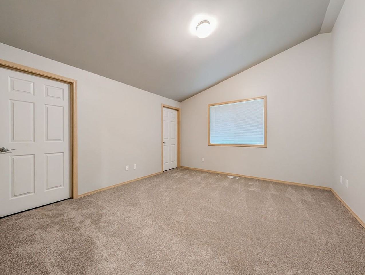 7417 60th Pl Ne - Photo 6 of 12