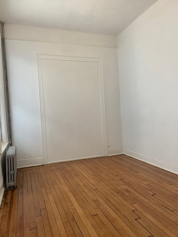 515 Eastern Pkwy - Photo 2 of 11