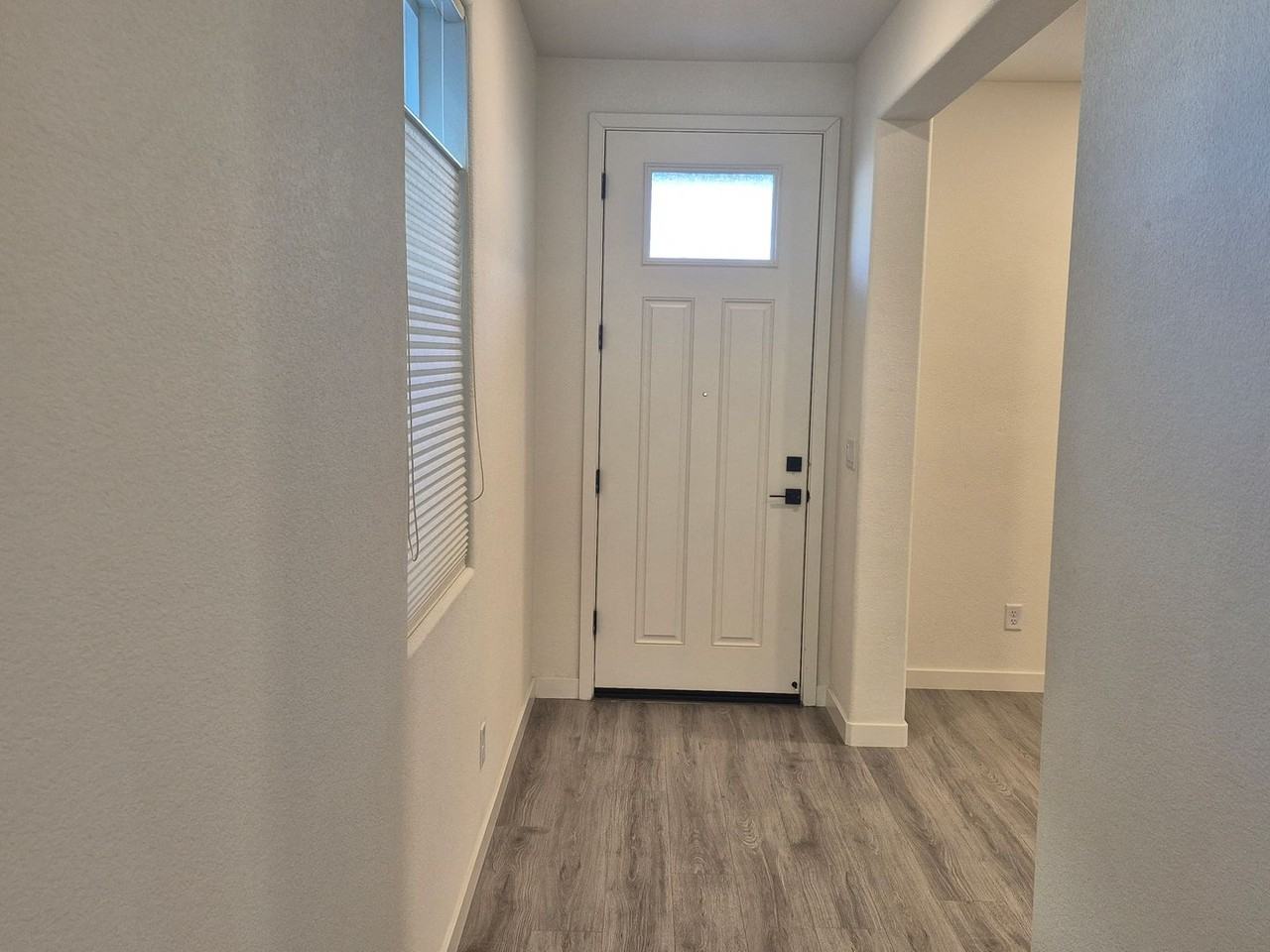 2890 Lemon Twist Ave - Photo 4 of 40