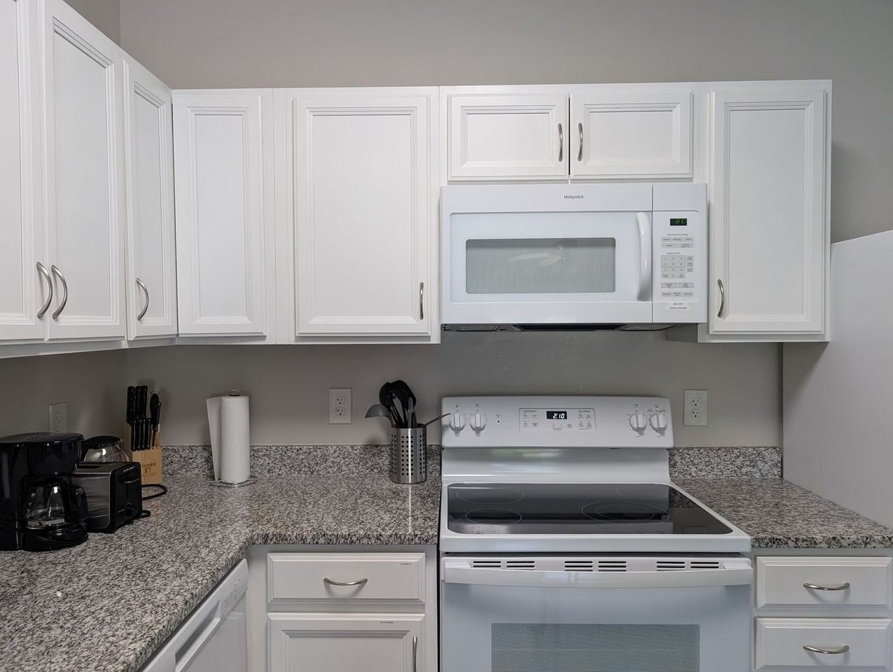 14524 N Nebraska Ave #204A - Photo 3 of 10