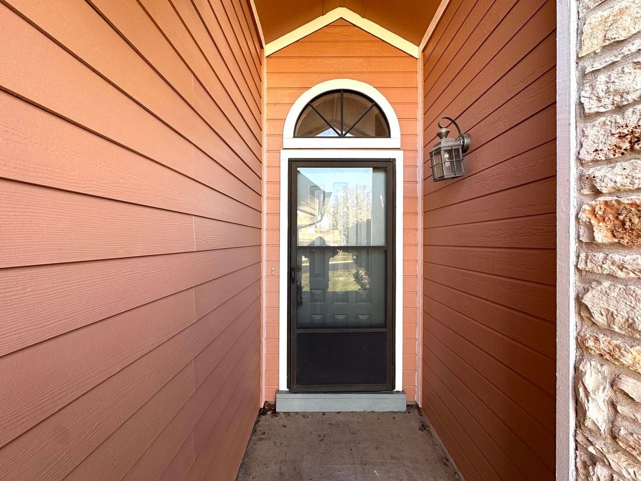 4611 Tobago Cv - Photo 4 of 26