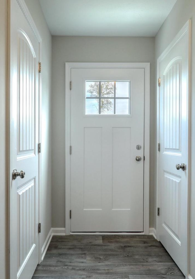 54 Hudson Blvd - Photo 3 of 27