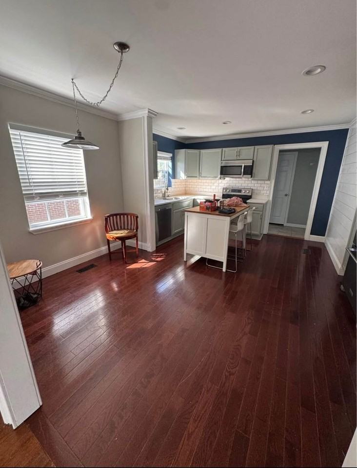 1533 Harle Ave Nw - Photo 2 of 8