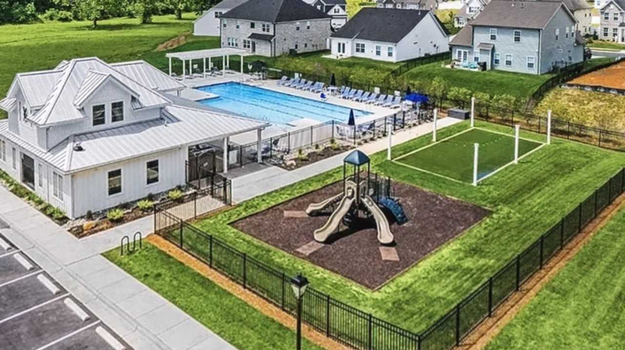 534 Raspberry Hill Rd - Photo 5 of 23