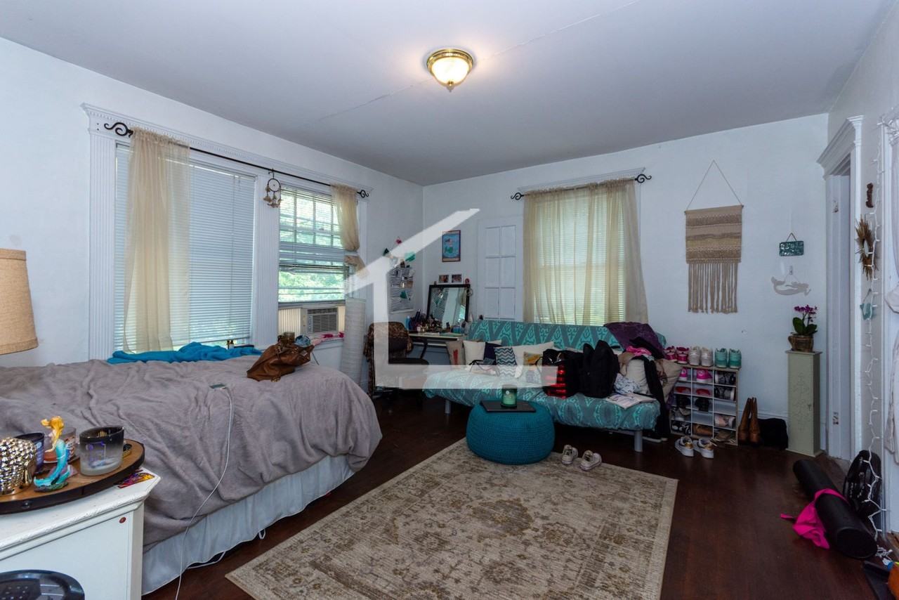 143 Kilsyth Rd - Photo 4 of 41