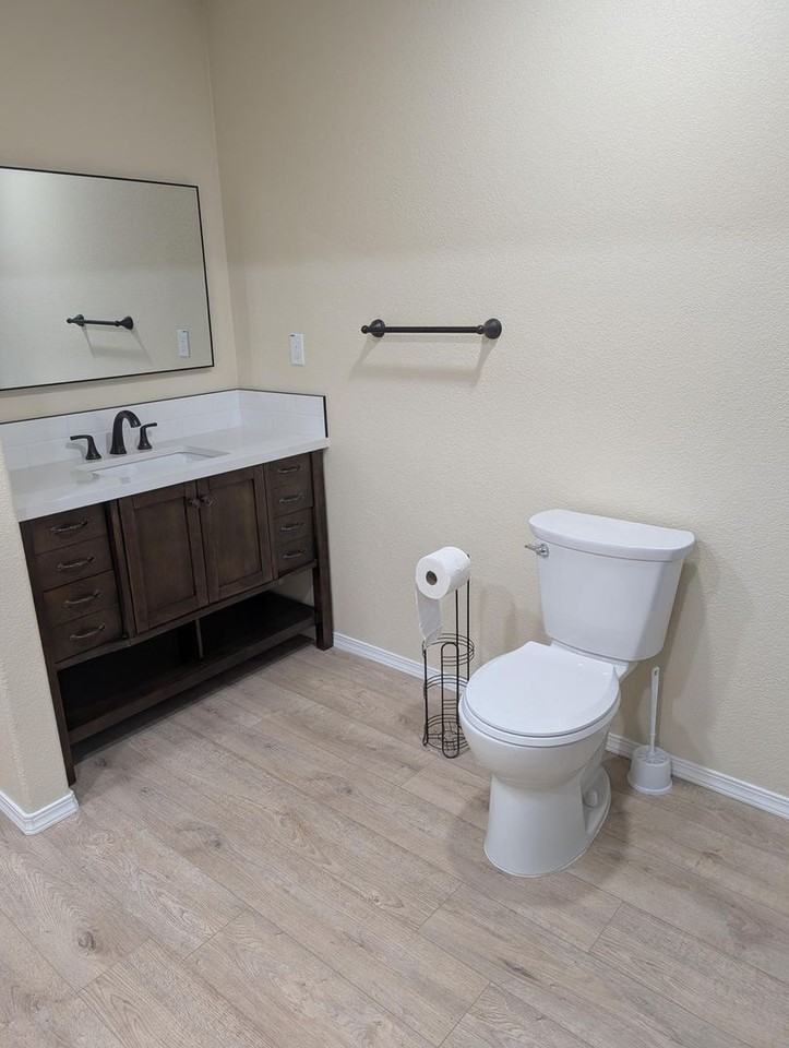 3414 Emerald St - Photo 6 of 12