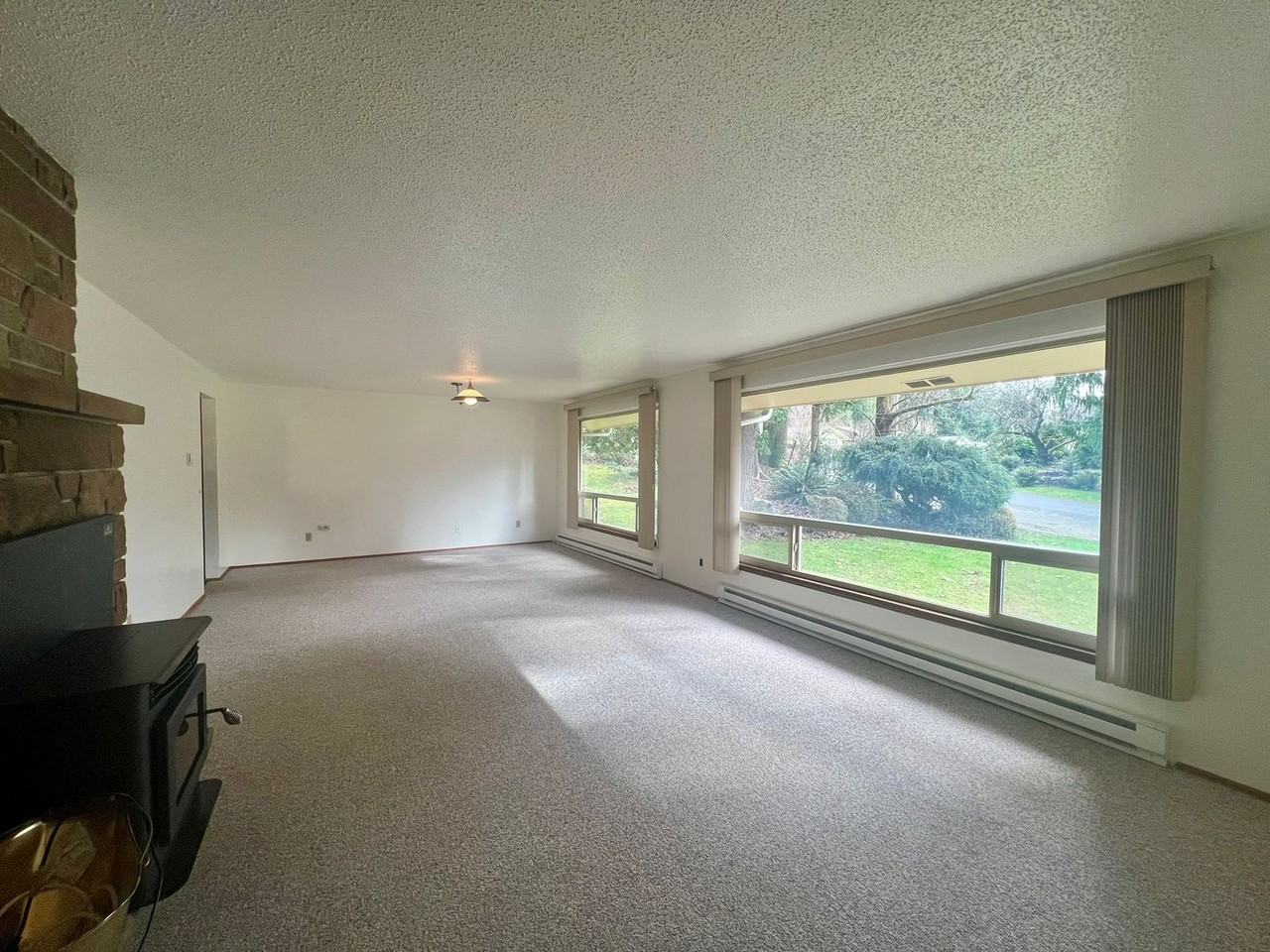 3716 Wesley Loop Nw - Photo 5 of 35